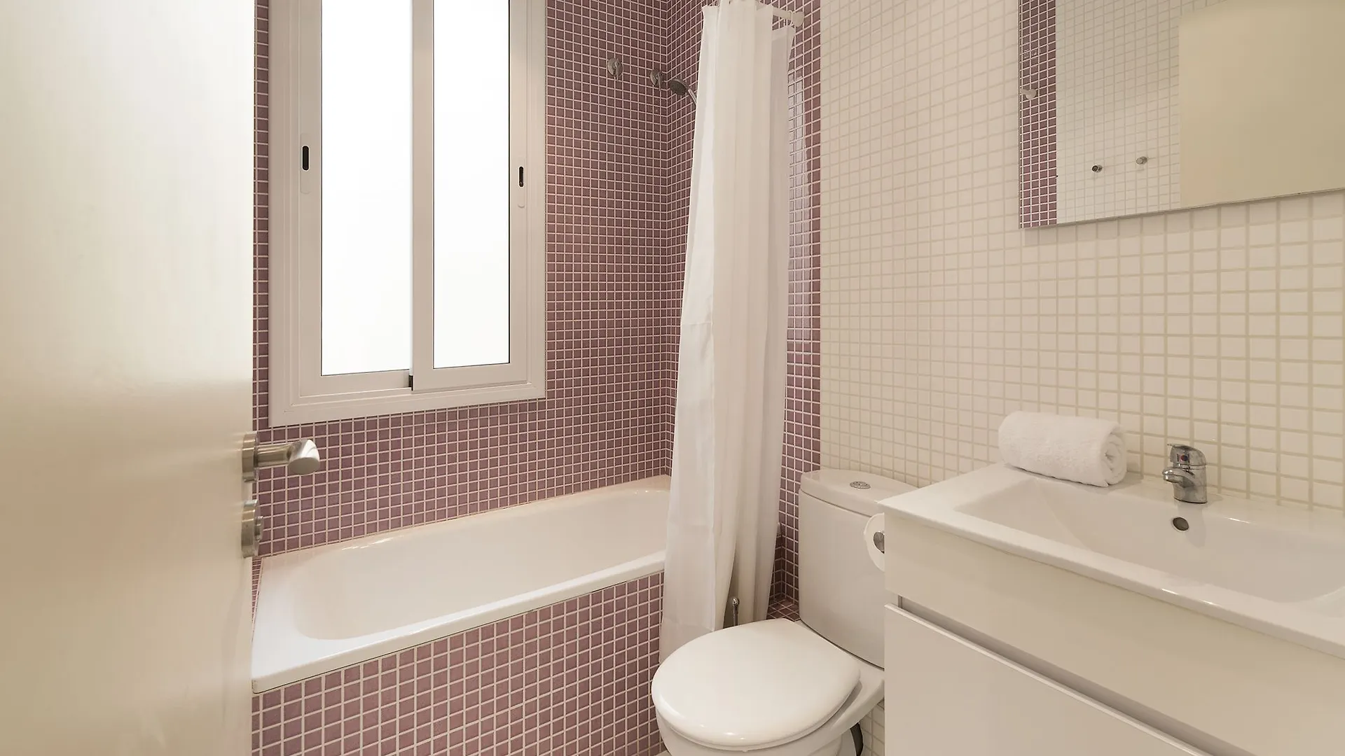 Apartamentos Nextdoor Barcelona Apartment
