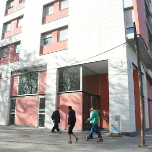  Апартаменты Residencia Universitaria Resa La Ciutadella