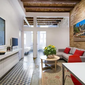 Apartment Happy People Plaza Espana, Barcelona