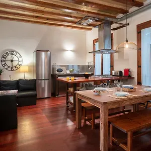 Apartment Habitat Ferran, Barcelona